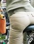 【自転車の尻盗撮エロ画像】ズボンやタイトスカートがピチピチ…サドルに置かれたデカ尻を街撮り盗撮ｗｗ