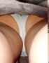 【OL逆さ撮り盗撮エロ画像】働く女性に背後からタイトスカート内に隠し持ったカメラを近付けた絶景画像ｗｗ
