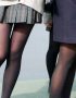 【JK街撮り盗撮エロ画像】肌がうっすら透けた黒タイツを履いたミニスカ女子校生たちの足を接写撮りｗｗ