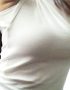 【着衣巨乳盗撮エロ画像】白系のシャツを着てオッパイの大きさが明確にわかる巨乳素人を街撮りｗｗ